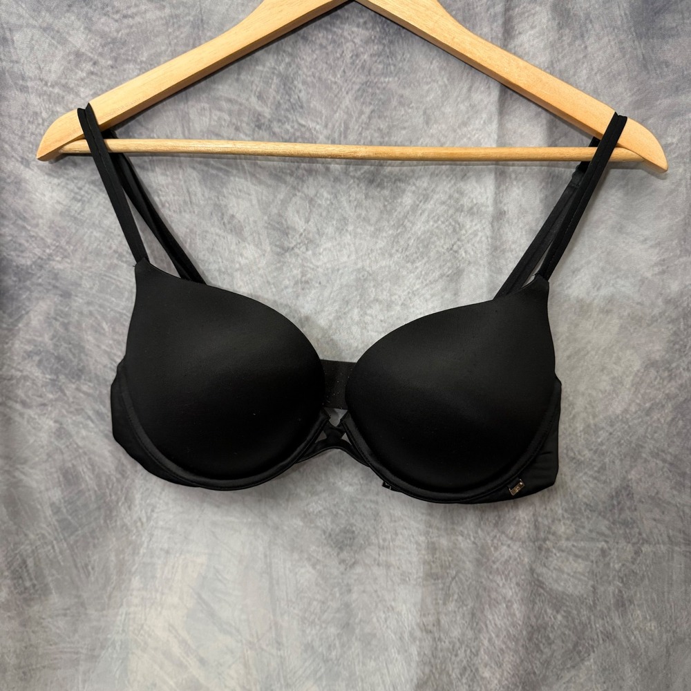Victorias Secret Very Sexy Push Up Bra Black 34D Underwire Padded Smooth Bra